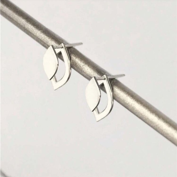 Silver Geometric Earrings R74 - Picture 2 of 2